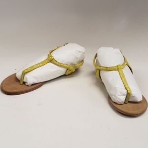 Charles by Charles David 'Yojana' Thong Sandals